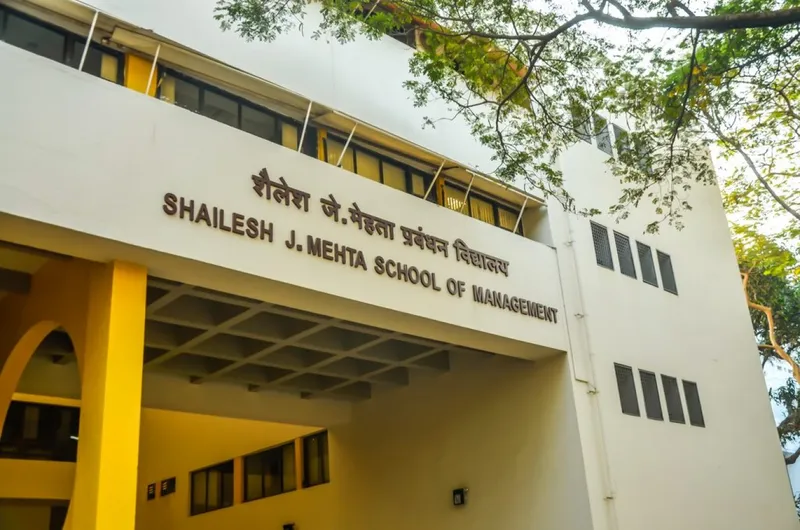 IIT Bombay's B-School SJMSOM Begins Class Of 2019 With 46 Per Cent